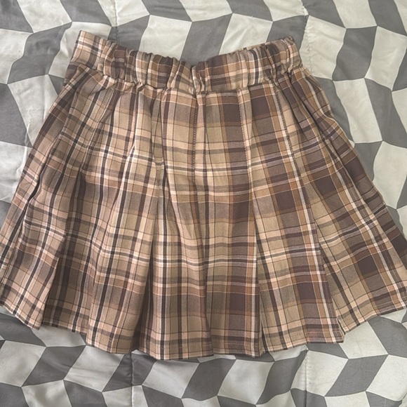 Forever 21 plaid skirt - Picture 2 of 3